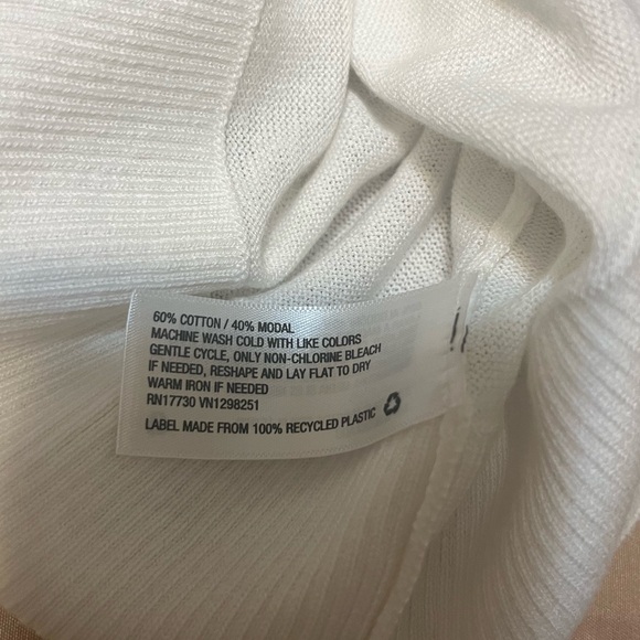 Top - Picture 3 of 7